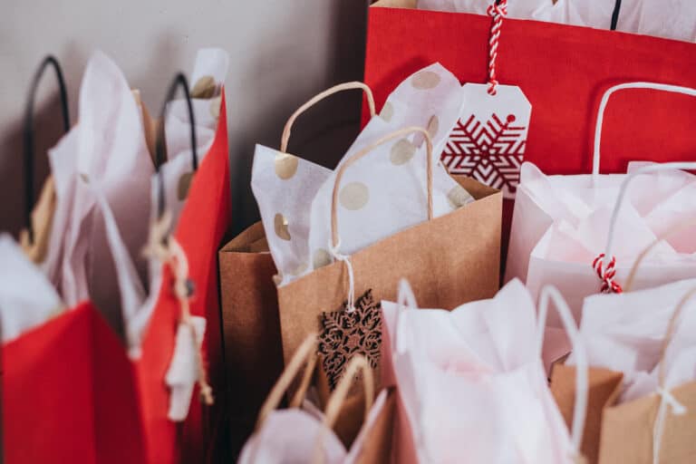 10 Tips So Even YOU Can Finish Christmas Shopping Early