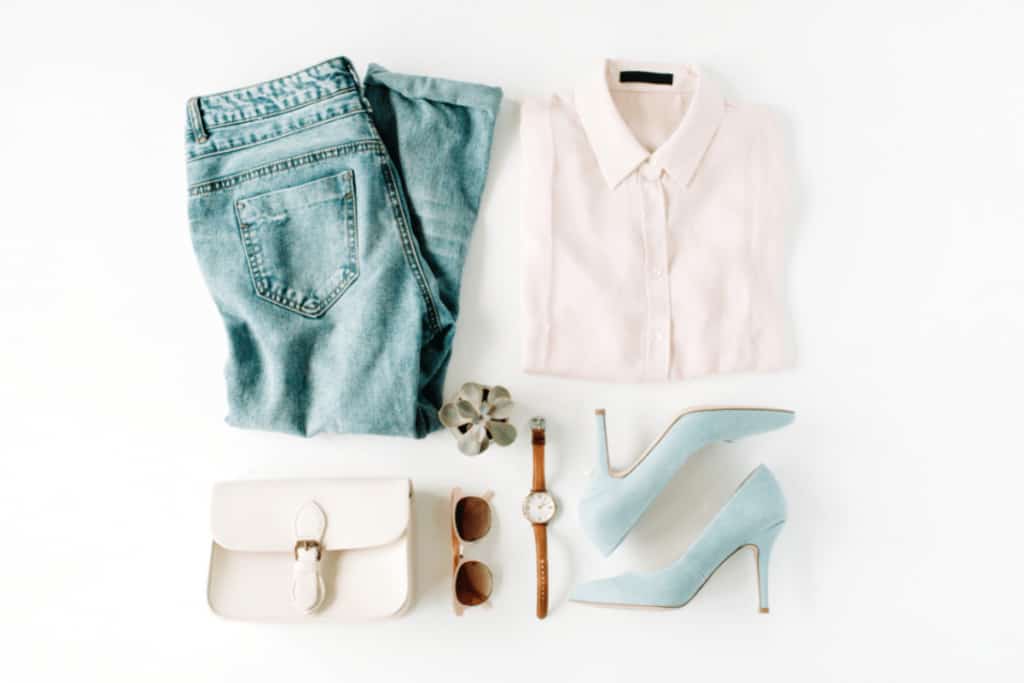 Clothing trends denim & pastels