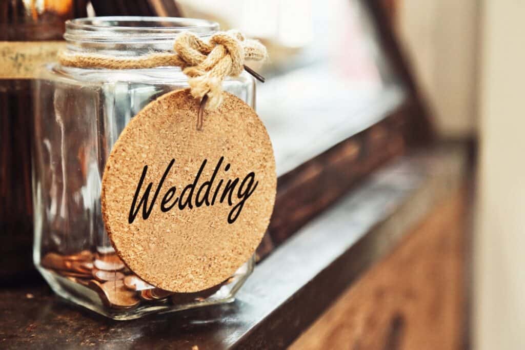 budget free wedding bride groom dancing