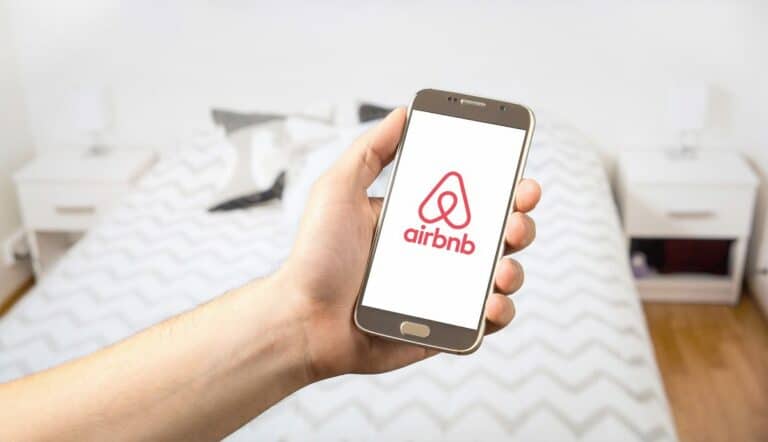 Airbnb Makes It Easy And Fun to Be a Host or Guest!