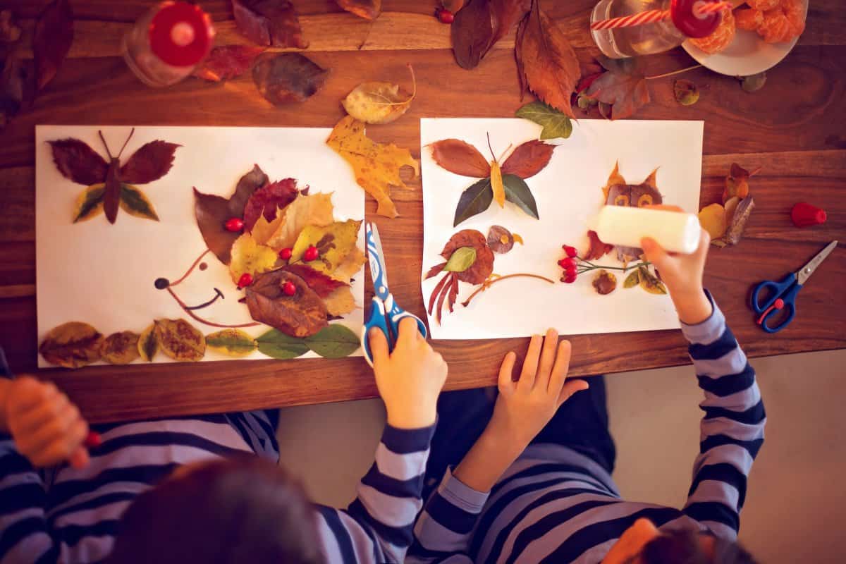 How to Make a Nature Scrapbook With Your Kids 