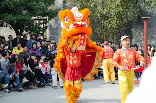 Lion dance chinese new year 2022