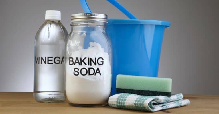 Natural Cleaning Tips With Baking Soda