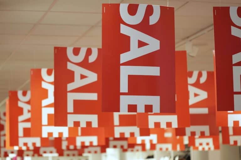 Discount Shopping: How to Score a Bargain