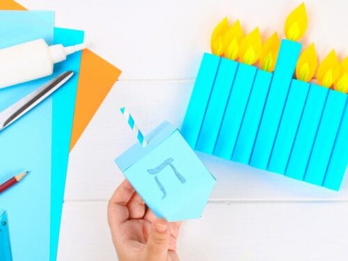 easy Hanukkah crafts for kids menorah paper