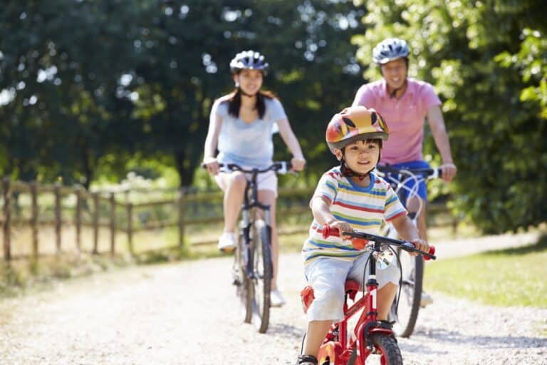 Family Sports: Run, Swim, Bike It! Just the Way We Like It!