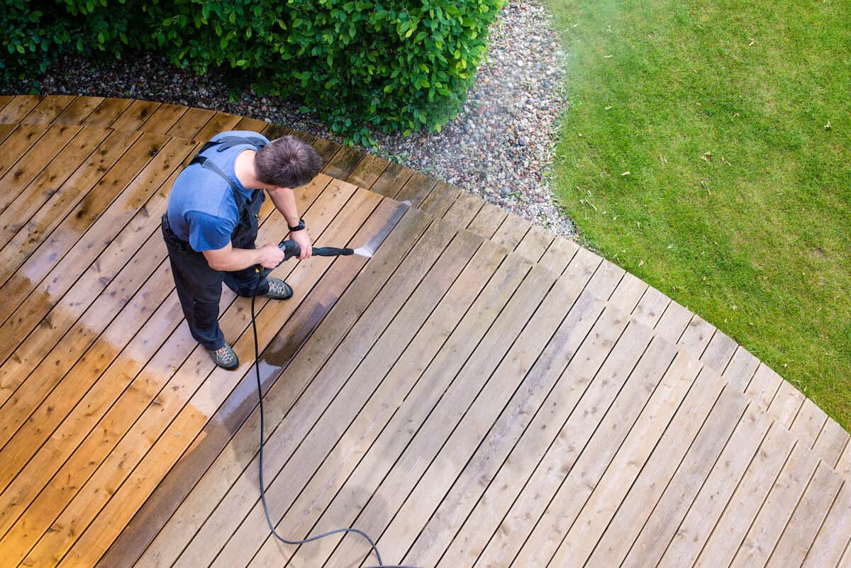 how to clean deck