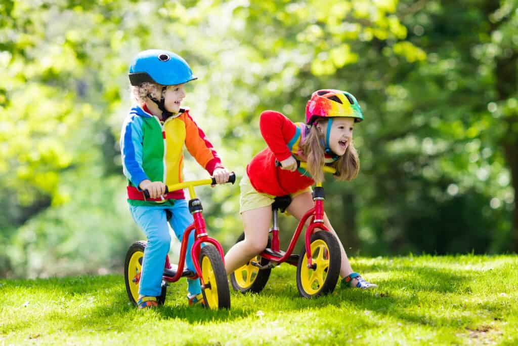 kids learn to ride a bike