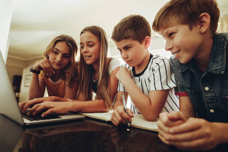 Kids Online: 4 Steps for Safely Surfing the Internet