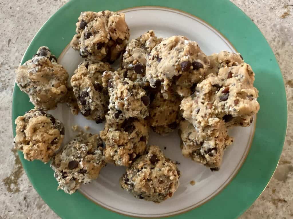 Healthy Snack: Peanut Butter Protein Power Balls