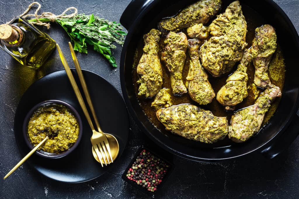 2-ingredient pesto chicken instant pot. easy recipes