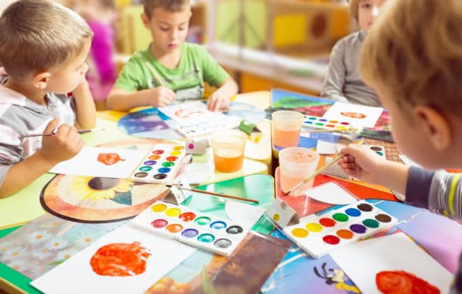 painting preschool children