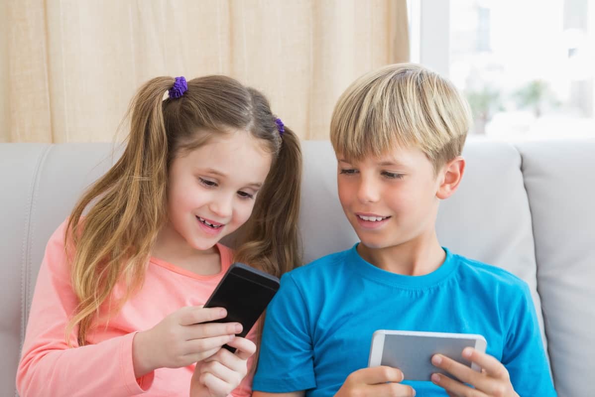Should children have a Smartphone