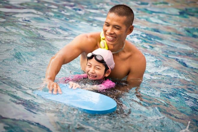 When should swimming lessons start?