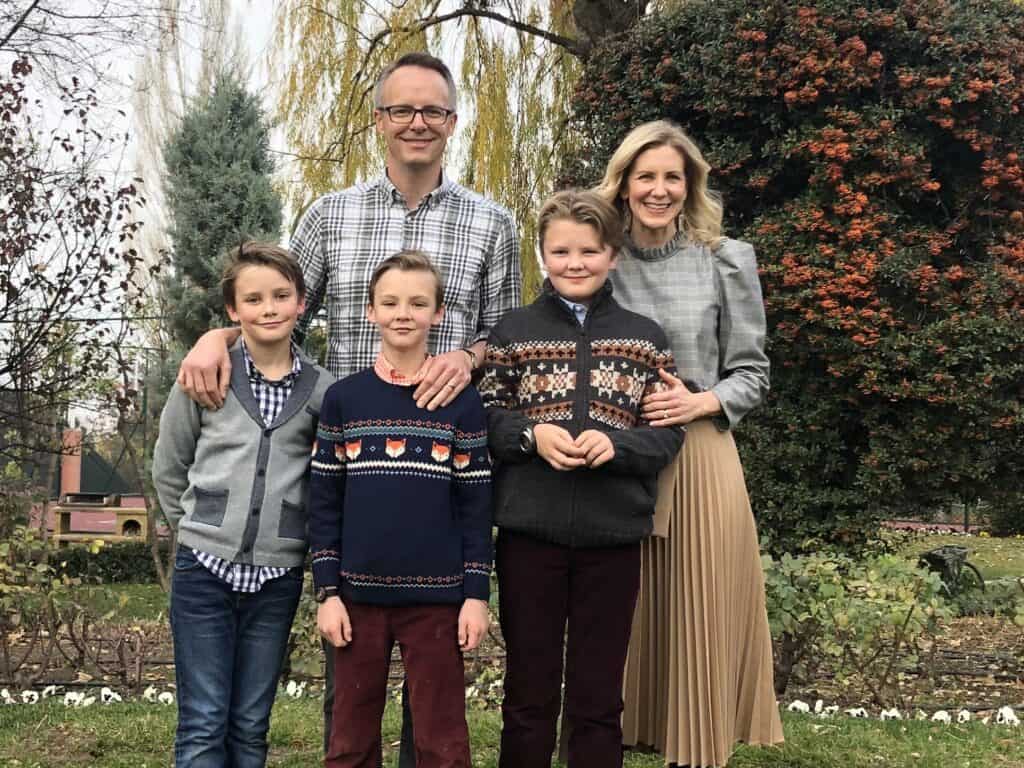 Tailored Diplomat Mom Melisa Donham Welch and family