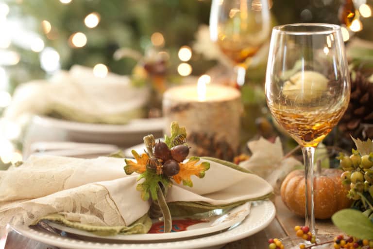 Celebrate the Season With Thanksgiving Table Decor