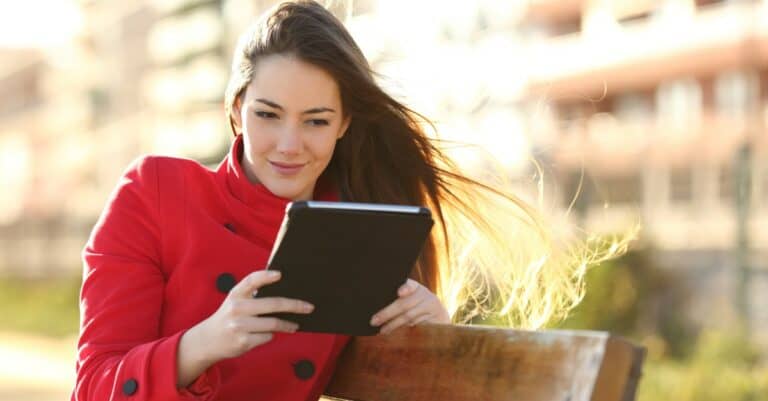 Top 10 Reading Apps for Your Smartphone or Tablet