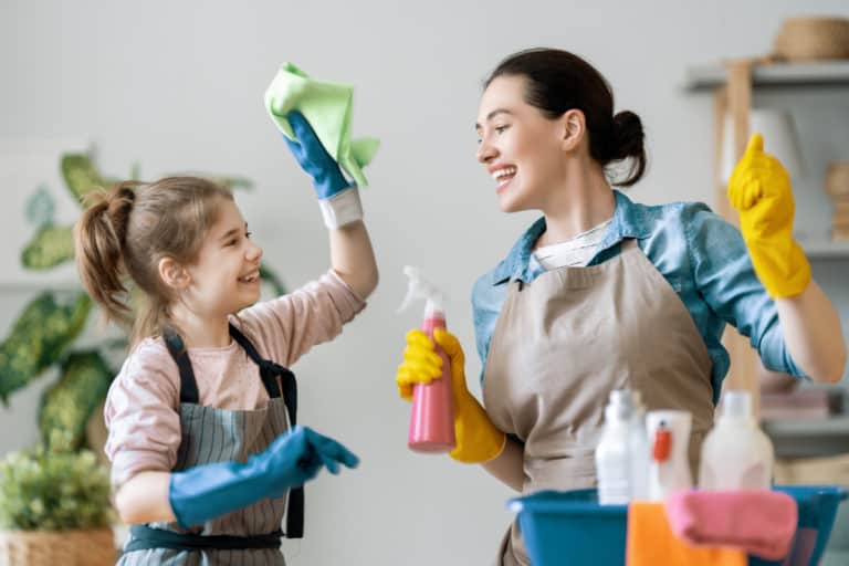 Cleaning Schedule: Get a Cleaner Home in 2021