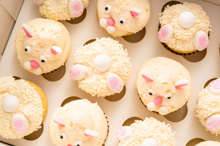 Easter Eatables: 12 Adorable Easter Cupcakes