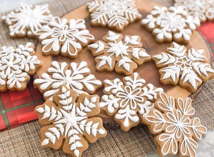 @the_rad_baker gingerbread cookies
