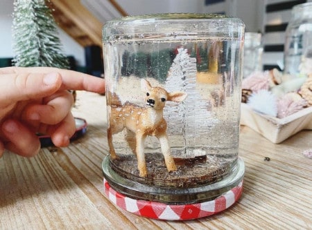 DIY snow globe winter crafts