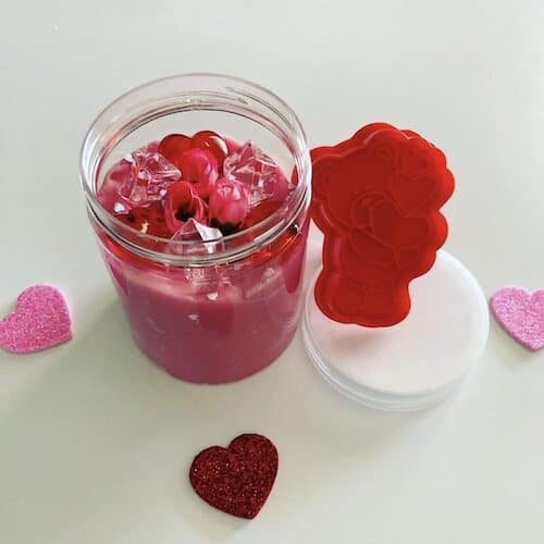 Valentine's Day crafts for toddlers dough