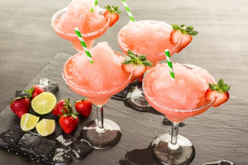 spring cocktails strawberry
