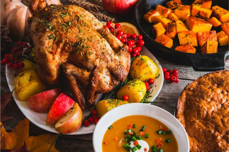 10+ Tips for an Amazing Thanksgiving on a Budget