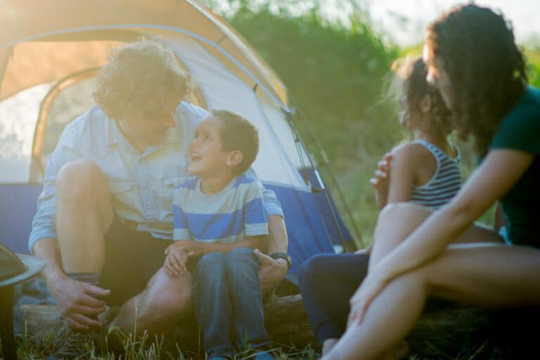 The Ultimate Guide to Camping with Young Kids: Tips and Tricks for a Family Adventure